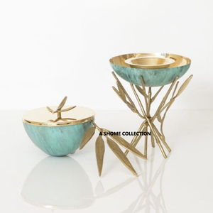 Support de feuille de design élégant en laiton multicolore et doré brûleur d'encens fantaisie Oudh et bakhoor - Product Image 5