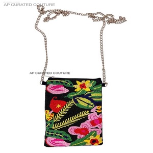 Bolsa de Club móvil con cuentas de semillas Bolsa de viaje de moda de diseño único con cierre de cremallera para teléfono y uso - Product Image 4