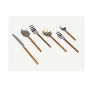 Juego de cubiertos de Metal para mesa, cubiertos decorativos hechos a mano de Color plateado con mango dorado, tamaño personalizado, de lujo - Product Image 1