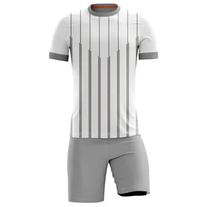 Venta caliente de fútbol/uniforme de fútbol hecho en Pakistán chándales de fútbol camiseta de fútbol Club uniforme de fútbol - Product Image 1
