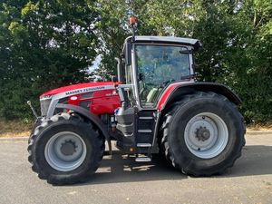 Tractor de Ruedas Massey Ferguson 8S.265 Dyna E-Power Usado, 4WD, con Transmisión de Engranajes del Motor, Garantía de 2 Años, Alta Productividad, 2021 - Product Image 2