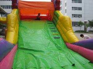 Toboggan gonflable en PVC pour sauts et glisse en extérieur - Product Image 6