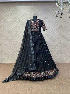 Conjunto de Vestido y Dupatta Bordado en Faux Georgette, Nuevo Vestido de Diseñador Indio para Mujeres y Niñas, Ropa Festiva Lista para Usar y Cosida - Product Image 2