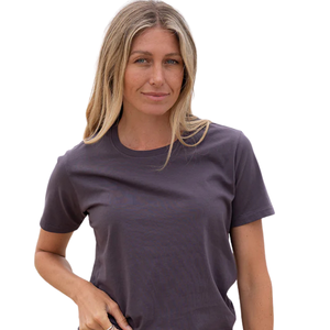 Camiseta de Manga Corta con Cuello Redondo para Mujer, Color Morado Deslavado, 100% Algodón Orgánico de Lujo, Preencogido, Certificado GOTS, Suave y Clásica - Product Image 4