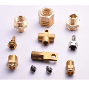 Adaptateurs de brochage en laiton et acier inoxydable usinés avec précision par CNC pour équipements industriels et plomberie - Product Image 2