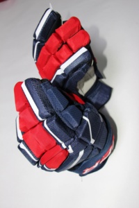 Guantes de Hockey sobre Hielo de Pakistán, Impermeables, de Nailon, Material de Espuma de PE de Alta Densidad, Equipo de Protección de Hockey Fabricado por Qasaabco - Product Image 4