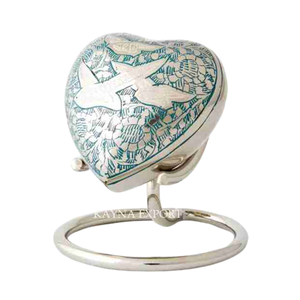 Urna de Corazón con Recubrimiento de Peltre, Nueva Urna Decorativa Grabada con Acabado Rojo para Cenizas Humanas, Último Diseño de Urnas de Peltre para Funerales - Product Image 2