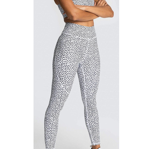 Mallas de alta calidad hechas a medida para gimnasios de mujeres para usar mallas de Yoga de ejercicio los mismos pantalones de yoga - Product Image 1