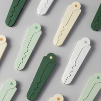 Porte-vêtements pliable multifonctionnel écologique et flexible, cintres en plastique, salon moderne, voyage