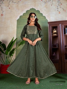 Excelente calidad Heavy Foil Print con bordado trabajo Diseñador Rayon Kurti Vestido para boda y fiesta - Product Image 2