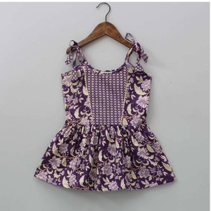 Conjunto Moderno de Kurti con Dhoti para Niñas, Adornado para Bodas y Fiestas, Materiales Reciclados, Pedidos al por Mayor Disponibles - Product Image 6