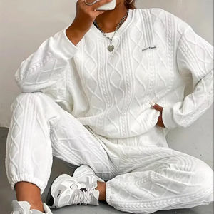 Conjunto de 2 piezas de talla grande informal unisex, sudadera de manga larga con cuello redondo, pantalones de chándal deportivos, trajes a juego con estampado de letras y logotipo - Product Image 1