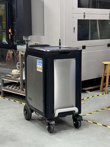 Large Hopper Dry Ice Blasting Cleaning Machine for Industrial <strong>CO2</strong> Dry Ice Blaster High Pressure Cleaner on Sale - Product Image 4