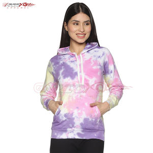 Sudadera con capucha Tie Dye para mujer con material transpirable, ajuste moderno, listo para invierno, colores y tamaños personalizables para exteriores y ropa de viaje - Product Image 1