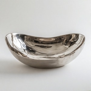 Soporte alto para frutas con aspecto de latón antiguo pulido con un cuenco ancho y poco profundo, ideal para centros de mesa o estilo de mesa de entrada - Product Image 6