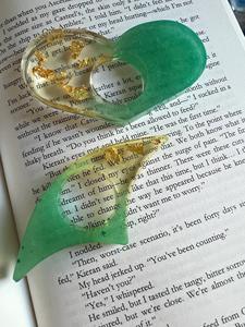 Support de page de livre en résine, poignée pour les doigts, accessoire de lecture durable et confortable, parfait pour les livres, les documents d'étude, les journaux et les romans - Product Image 6