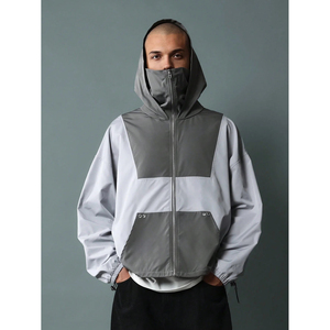 Veste coupe-vent personnalisée OEM avec logo pour homme, coupe classique, imperméable, respirante, en tissu nylon et toile avec capuche - Product Image 1