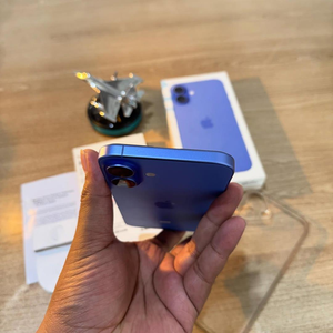 A-pple I-phone 16 plus avec étui, offre originale, meilleure offre - Product Image 3