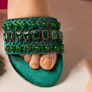 Superbe tendance mode : Paire imprimée ornée de pierres, semelle antidérapante, empeigne en daim et velours, personnalisable avec logo couleur - Product Image 5