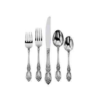 Juego de Cubiertos de 5 Piezas de Diseño Clásico en Latón Plateado, Duradero, de Lujo para Mesa de Comedor, Venta al por Mayor - Product Image 5