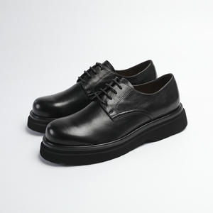 Chaussures habillées élégantes pour hommes en cuir véritable et en cuir de vachette, idéales pour les mariages, les banquets et les réunions - Product Image 3