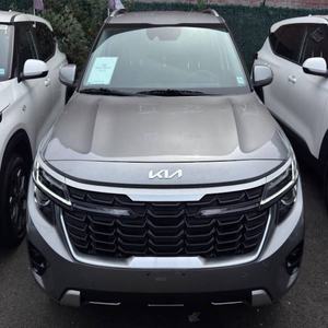 Kia Seltos S 2024 USADO EN EXCELENTES CONDICIONES - Product Image 1