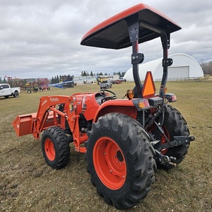 Tracteur à roues Kubota d'occasion de qualité supérieure 4WD Mini avec boîtier de moteur 4x4 2018 en stock livraison rapide prix de gros - Product Image 1