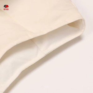 Chaleco Acolchado de Alta Calidad Cozy Ryan Pro Gear, Diseño de Logotipo Personalizado e Impresión - Product Image 2