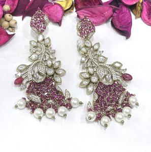 Pendientes Étnicos de Alta Calidad con Acabado Dorado, Estilo Tradicional con Piedras, Colección para Bodas, para Mujeres y Niñas - Product Image 3