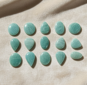 Pierre précieuse amazonite naturelle de qualité supérieure, pierre de guérison, vente en gros, lot en vrac, cabochon poli à la main pour la fabrication de bijoux en fil - Product Image 4