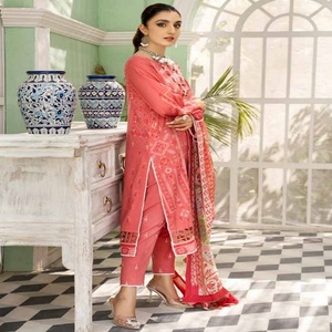 Riaz Arts Brand Chikan Kari Lawn3 Piece Party Wear Costumes cousus pour toutes les tailles TEHZEEB Collection d'été personnalisée - Product Image 5