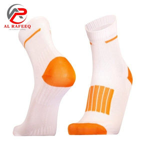 Chaussettes de sport respirantes pour homme, basses, quatre saisons, avec logo personnalisé - Product Image 1