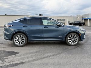 ระบบนำทางเบาะหนังสำหรับรถยนต์ระบบแอนดรอยด์ออโต้ Buick enir Fwd พร้อมล้ออัลลอยด์2024สีฟ้า - Product Image 2