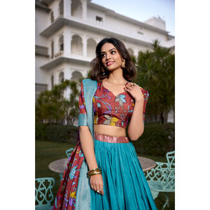 ชุด lehenga choli ลายแบบดั้งเดิมของ Navratri ชุด Garba แบบกำหนดเองสำหรับผู้หญิงสำหรับงานปาร์ตี้และงานแต่งงาน - Product Image 5