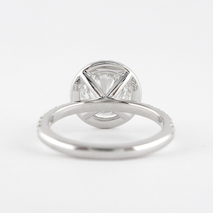 925 Silver Elegant and Luxurious White <b>Gold</b> Round Cut Moissanite Diamond Halo Engagement <b>Ring</b> - Product Image 2