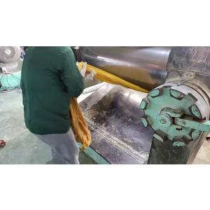 Bandas de goma duraderas Nuevo estándar Forma de anillo blanco Azul Plásticos personalizados Diseño de moldeado de calidad Vietnam Perfecto para niños - Product Image 2