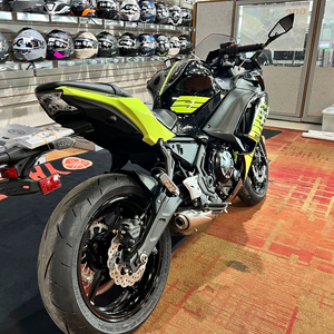 2025 Vulcan S ABS à vendre gris graphite mat métallisé/gris carbone mat métallisé - Product Image 1