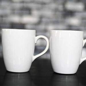 Tazas de cerámica rojas y verdes pintadas a mano, juego de servidor de ensalada de madera y resina más vendidos y utensilios, artículos hechos a mano - Product Image 5