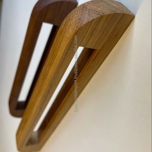 SW022 Poignées de meubles en bois de chêne au design élégant et unique pour le salon de Falak World Export - Product Image 1