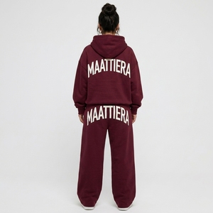 Conjunto de Sudadera con Capucha y Pantalones Anchos de Felpa Color Granate para Mujer, Estilo Casual Urbano, Dos Piezas - Product Image 2
