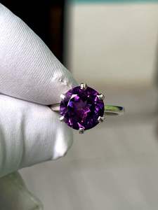 Bague solitaire améthyste à la mode en argent sterling 925 pour femmes taille personnalisée en rhodium disponible pour cadeau de fête d'anniversaire de mariage - Product Image 6