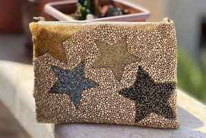 Sac à baguette indien perlé fait à la main avec poignée Sac à main décontracté Assortiment de perles multicolores Fabriqué à la main par des artisans - Product Image 2