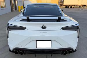 Oferta con Descuento, Lexus LC500 Coupé Usado de 2019 - Product Image 3