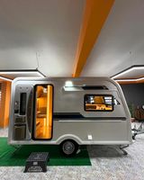 Caravane tout-terrain nouvelle conception 4x4 pour le camping et les voyages, à vendre avec livraison rapide aux États-Unis/Émirats arabes unis