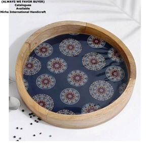 Plateau de service rectangulaire en bois d'acacia marron Émaux à imprimé floral personnalisés Motif rond Plats en bois faits à la main d'Inde - Product Image 2