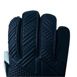Gants de gardien de but de football en cuir d'entraînement professionnel avec protection du pouce fabriqués en usine - Product Image 5