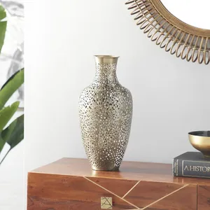 Florero de metal de lujo premium para decoración de interiores del hogar, hecho a mano, moderno, decoración para el hogar, Zahid Exports - Product Image 2