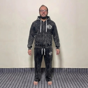 Ensemble de survêtement baggy tendance pour homme en coton de haute qualité avec sweat à capuche zippé et pantalon – Nouveauté - Product Image 1