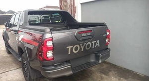 Toyota Hilux 4x4 Usada, Cabina Sencilla, Modelo 202, Diésel Manual, Volante a la Derecha/Izquierda, 100% en Perfecto Estado, Sin Accidentes - Product Image 4