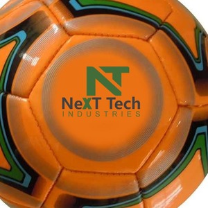 Ballon d'entraînement de football en matériau PU à des fins d'entraînement avec conception personnalisée et logo personnalisé par Next Tech Industries - Product Image 2